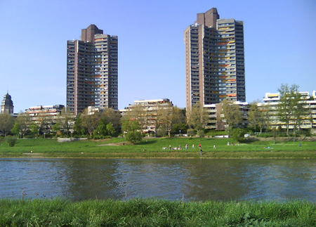 Mannheimer Neckarpromenade in 2008